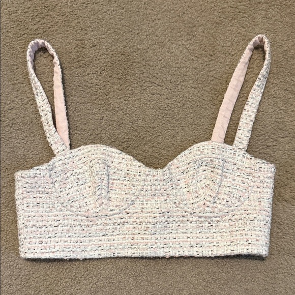 Meshki Stylish Textured Cream Crop Top - Picture 1 of 9